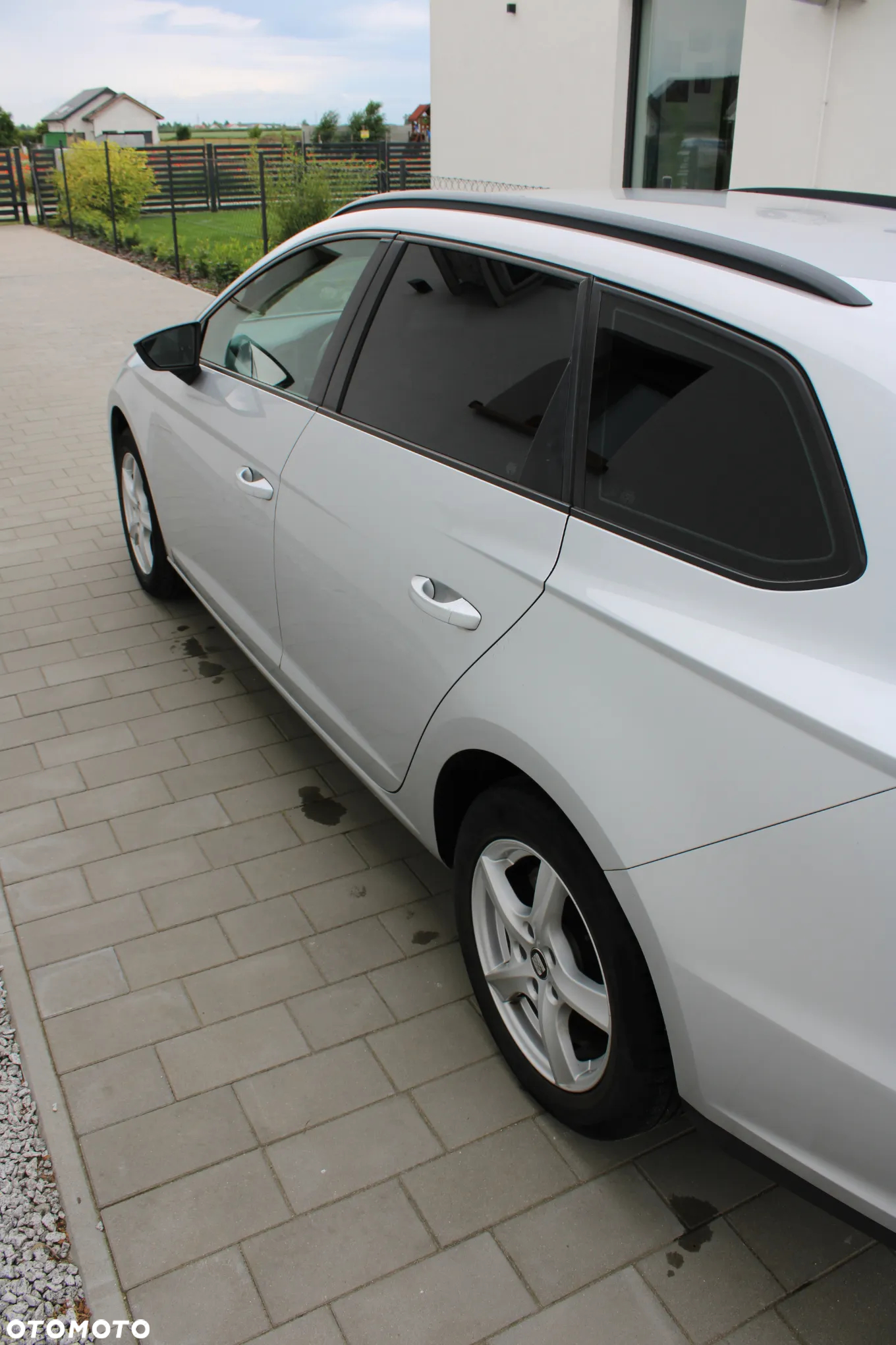 Seat Leon 1.6 TDI Reference - 7