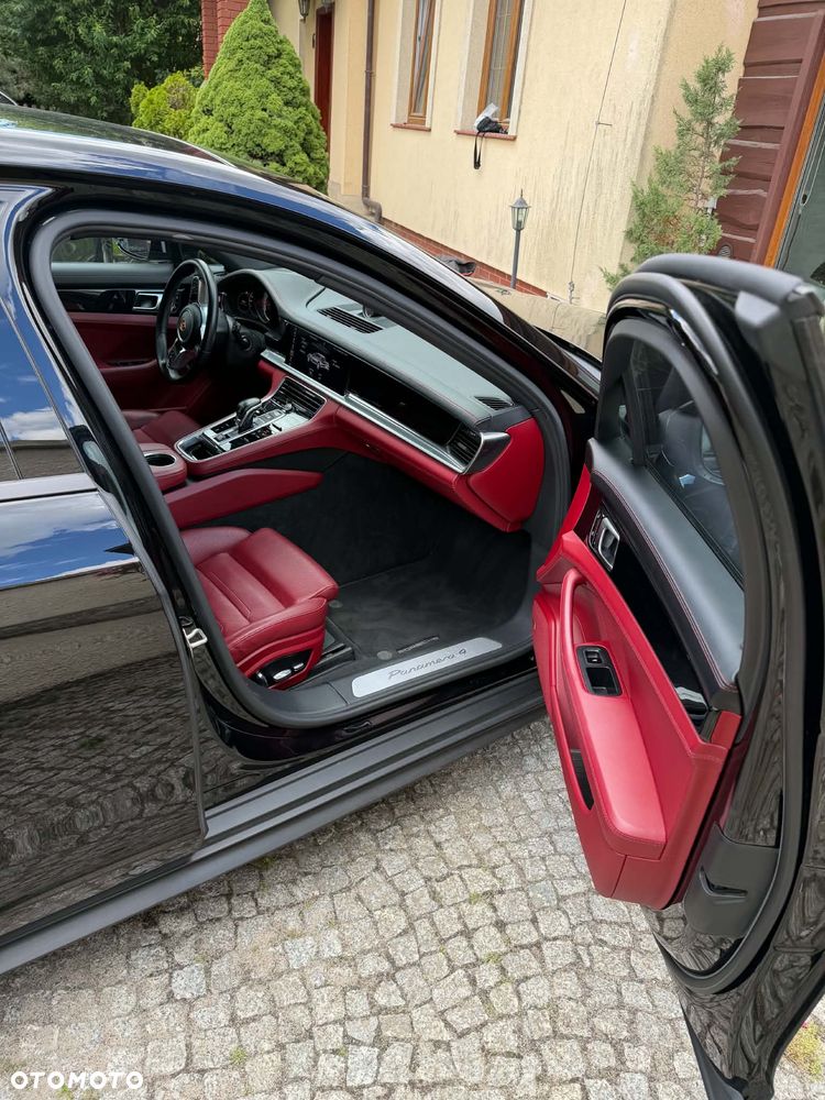 Porsche Panamera 4 Edition 10 Jahre - 27
