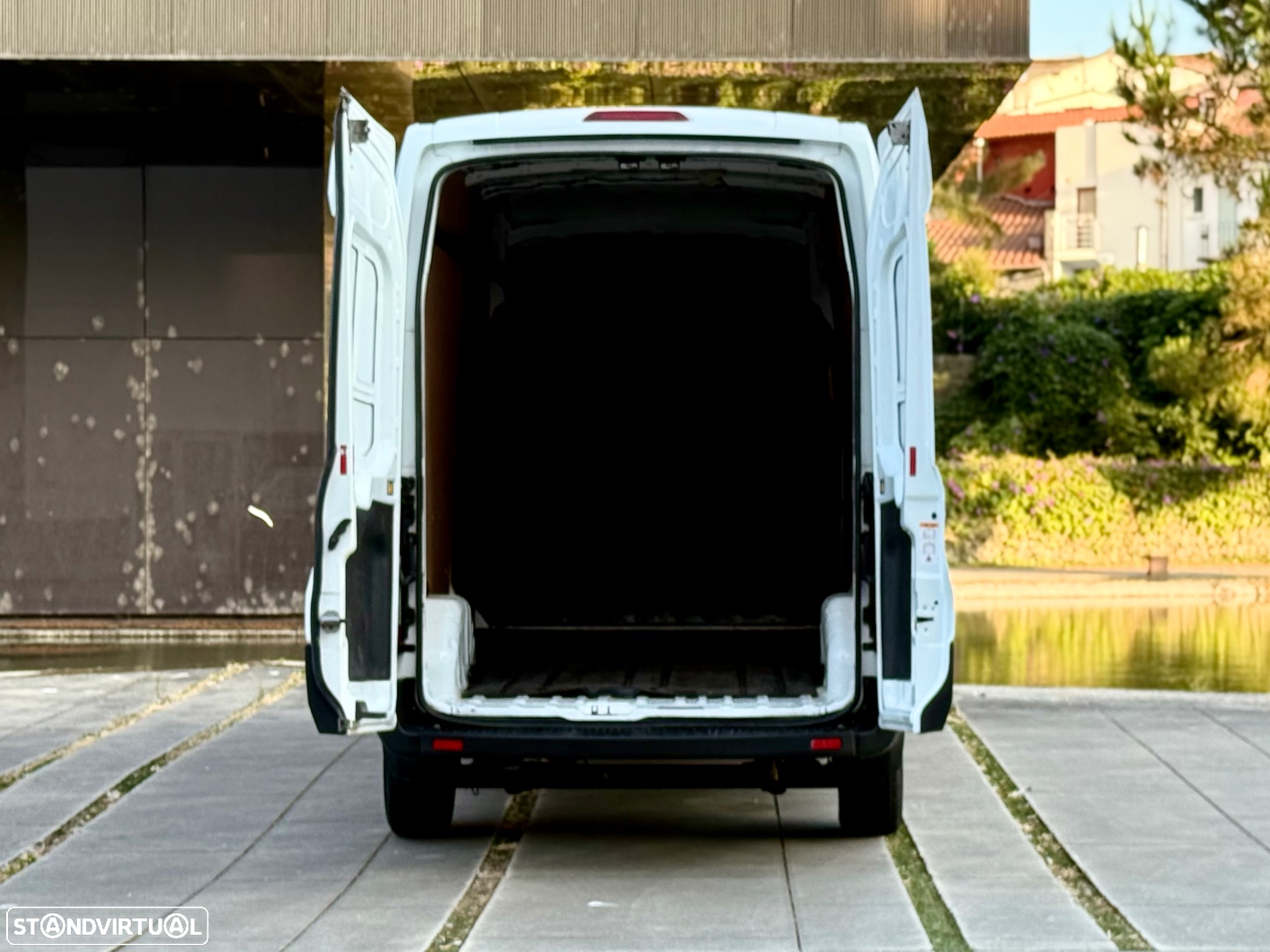 Ford TRANSIT 3300kg 3L - 27