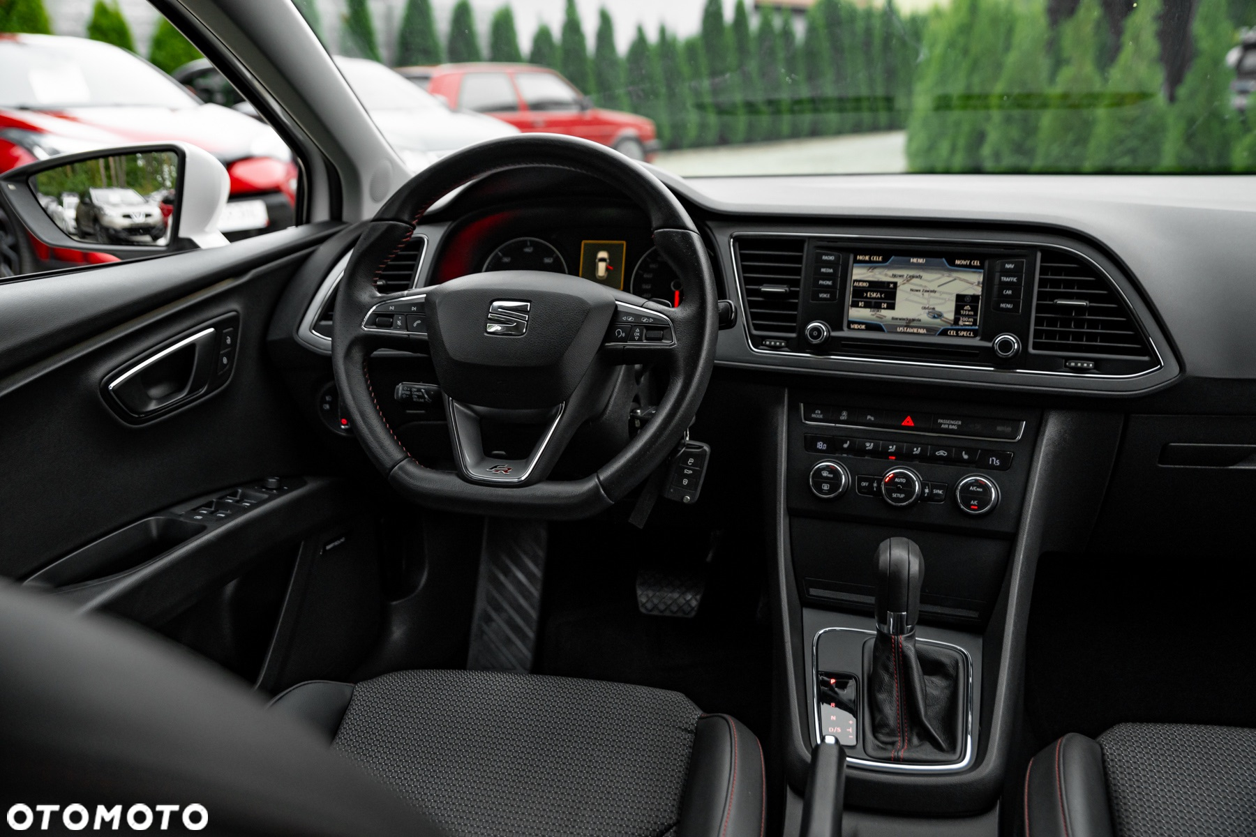 Seat Leon ST 2.0 TDI DPF DSG FR - 25