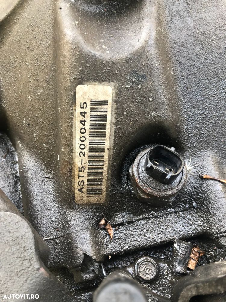 Cutie de viteze manuala Honda Accord  2,4 benzina 2006 - 6