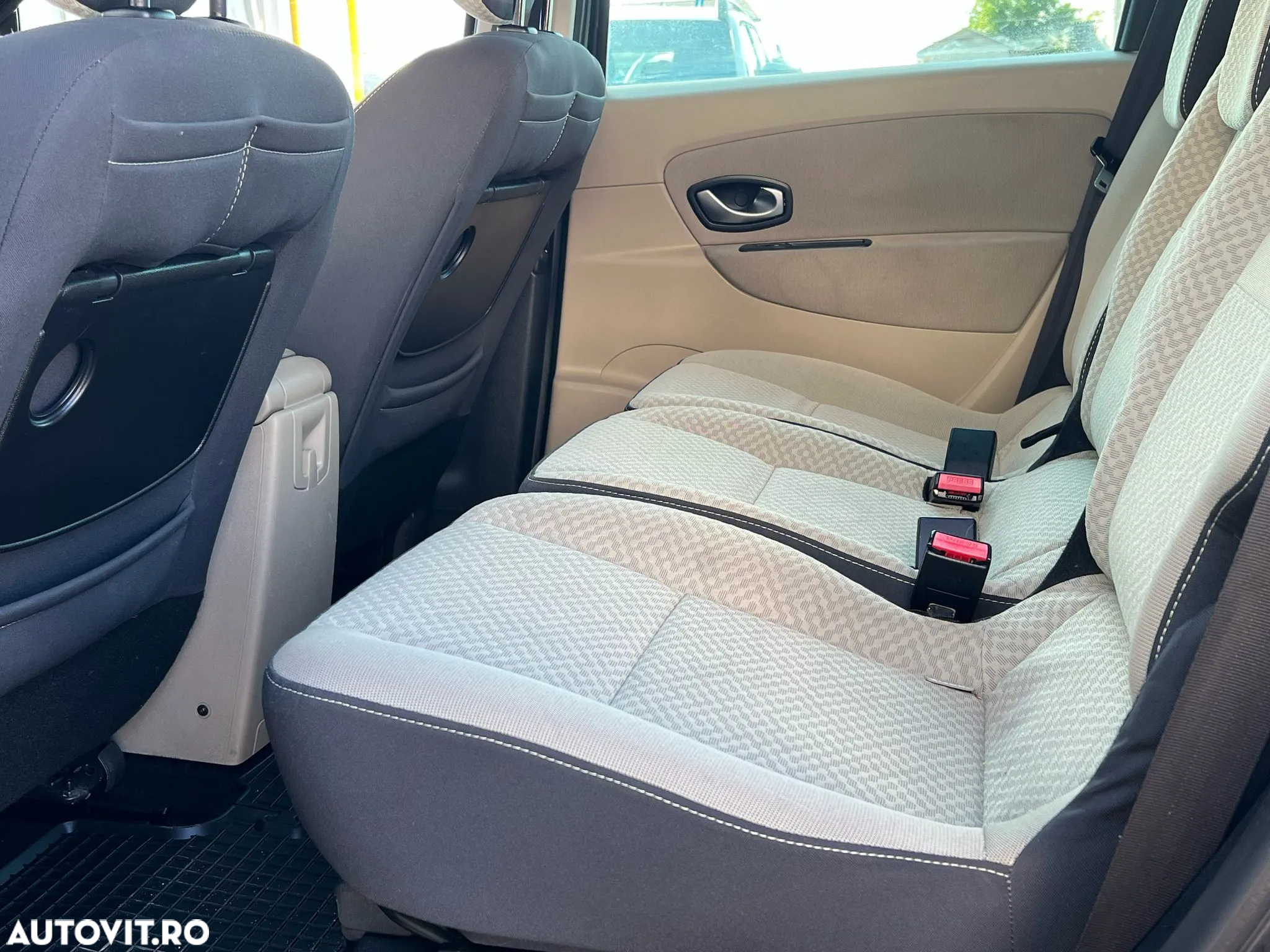 Renault Scenic - 26