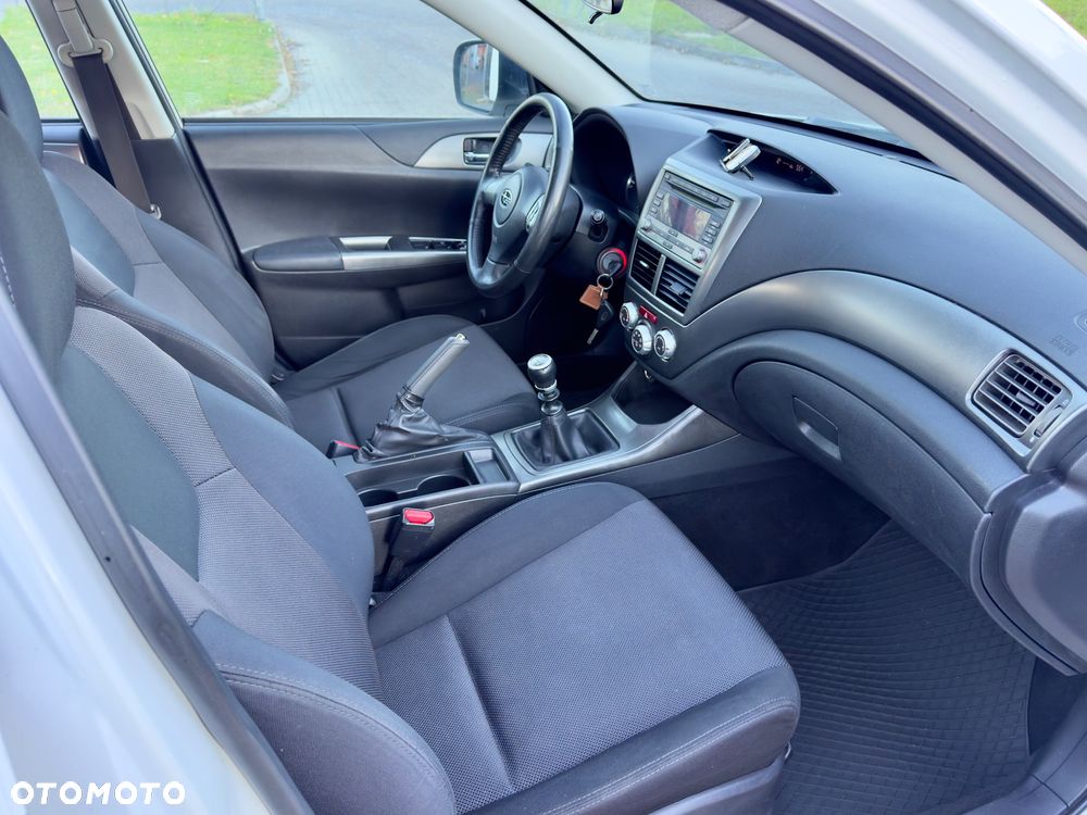 Subaru Impreza 2.0D RA - 24