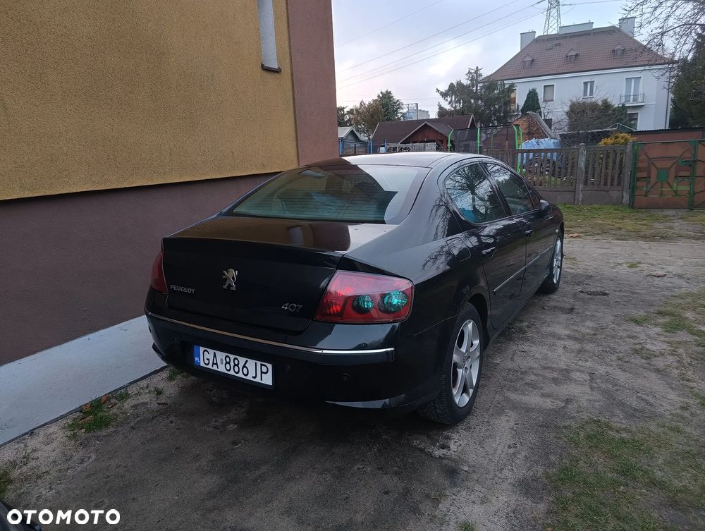 Peugeot 407 - 4