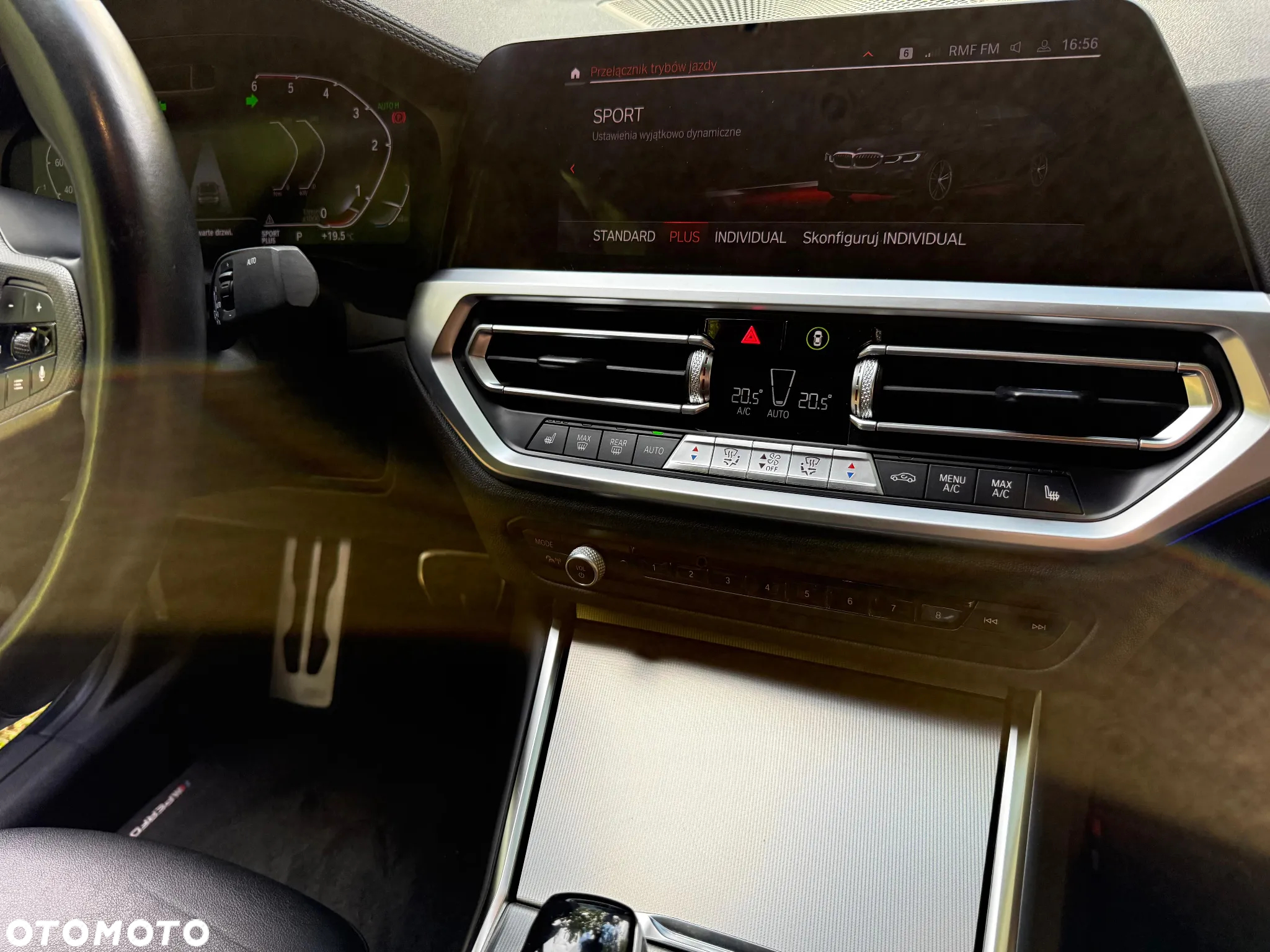 BMW Seria 3 330d xDrive - 13