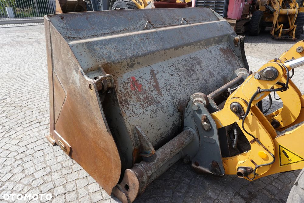 Liebherr L542 bez DPF i AdBlue - 11