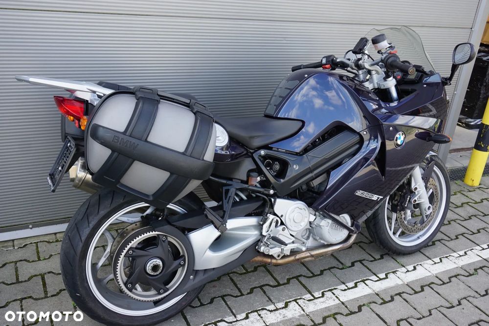 BMW F - 3