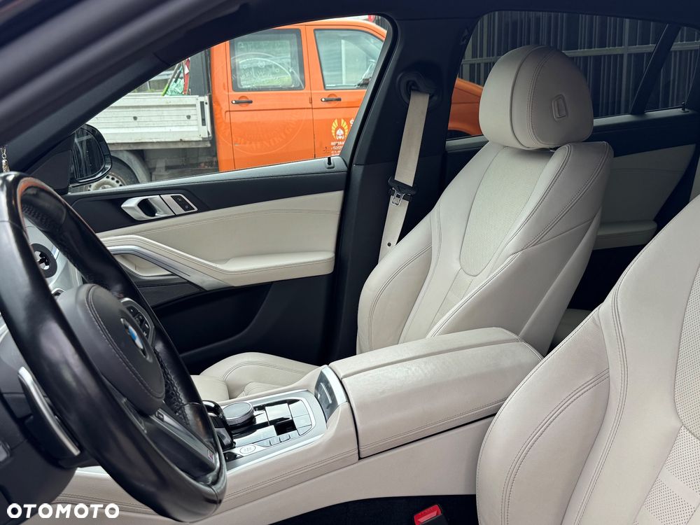 BMW X6 - 23