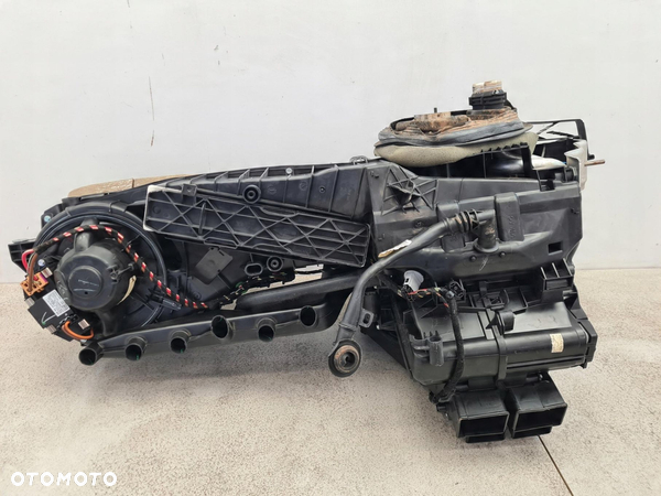 VW GOLF VI NAGRZEWNICA 5K1820003BP
