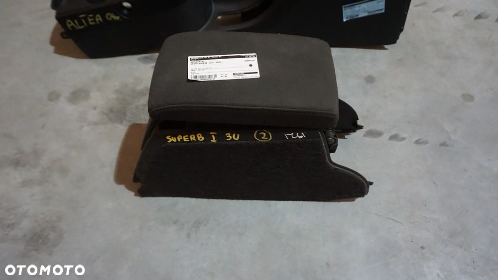 x32szt VW AUDI SEAT SKODA PORSCHE TUNEL ŚRODKOWY PODŁOKIETNIK - 9