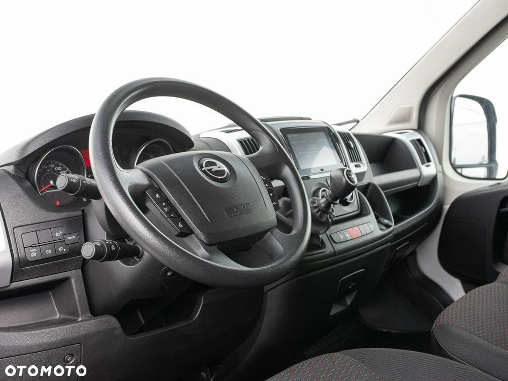 Opel Movano - 10
