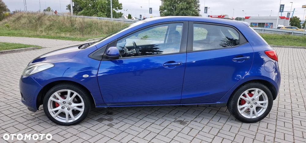 Mazda 2 - 7