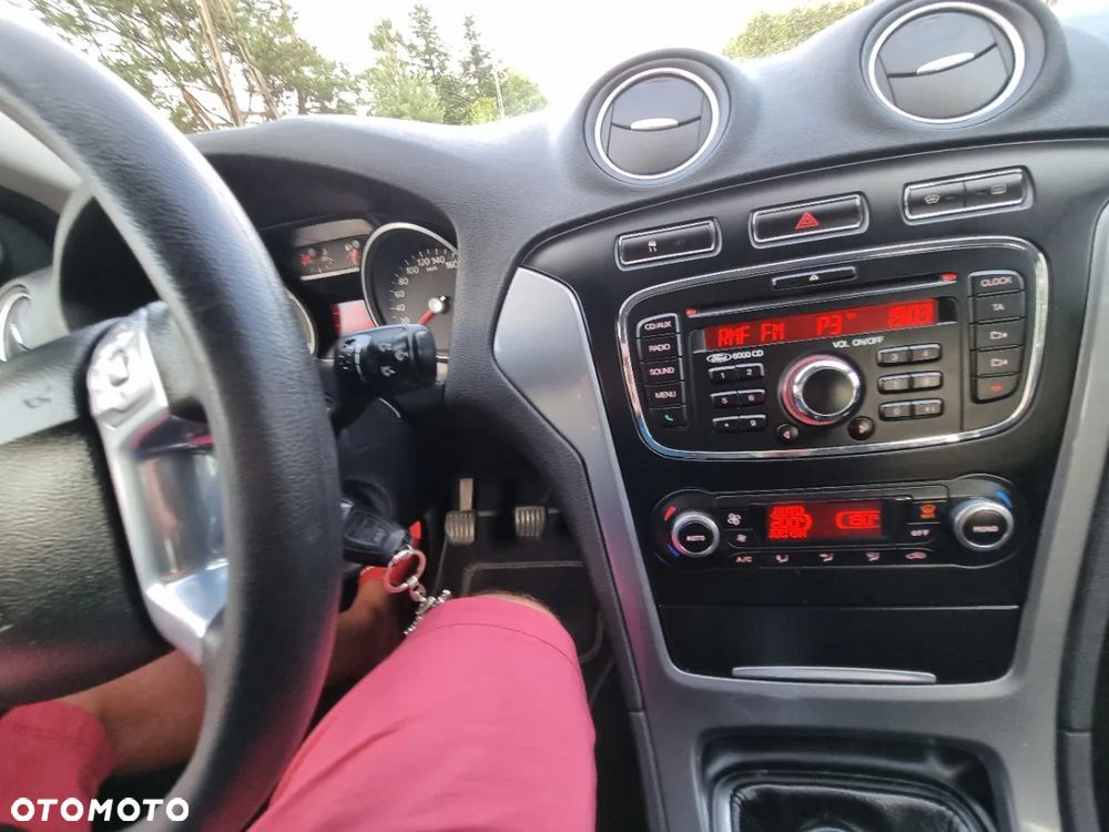 Ford Mondeo 1.6 TDCi Ambiente - 7