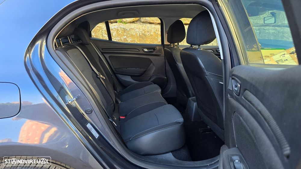 Renault Mégane 1.5 dCi Zen ECO - 32