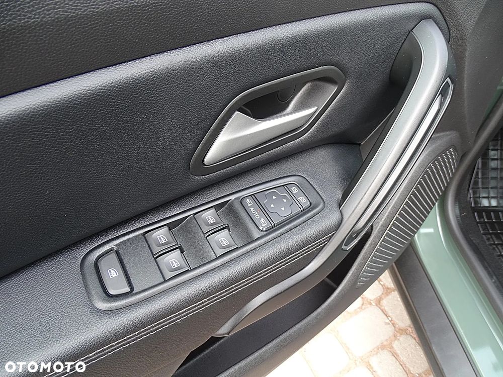 Dacia Duster 1.0 TCe Journey - 27