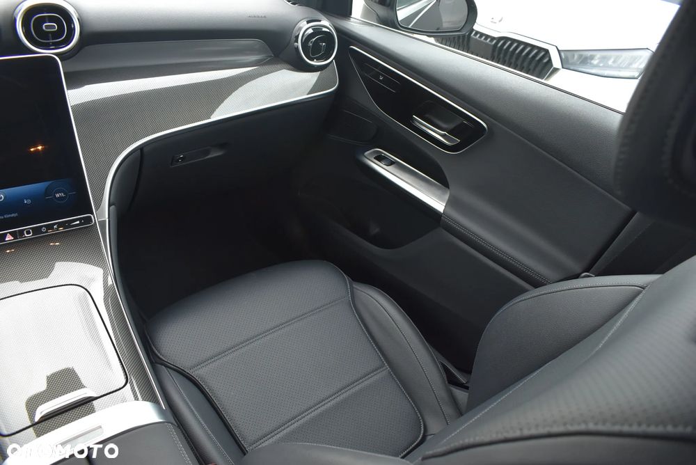 Mercedes-Benz GLC 300 de PHEV 4-Matic Avantgarde - 21