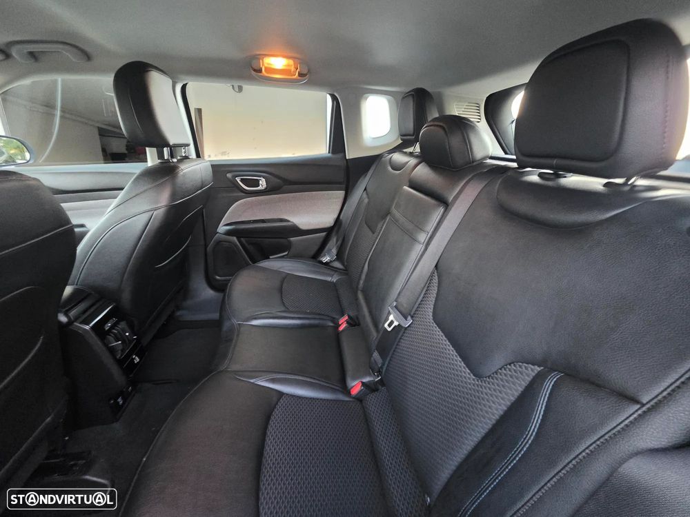 Jeep Compass 1.6 MultiJet Longitude - 26