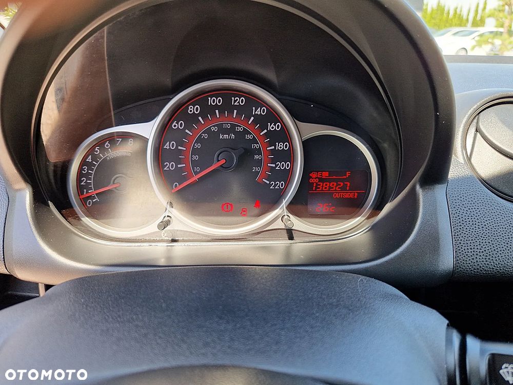 Mazda 2 1.3 Exclusive - 23