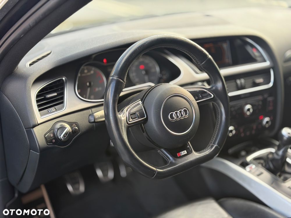 Audi S4 Limousine - 40