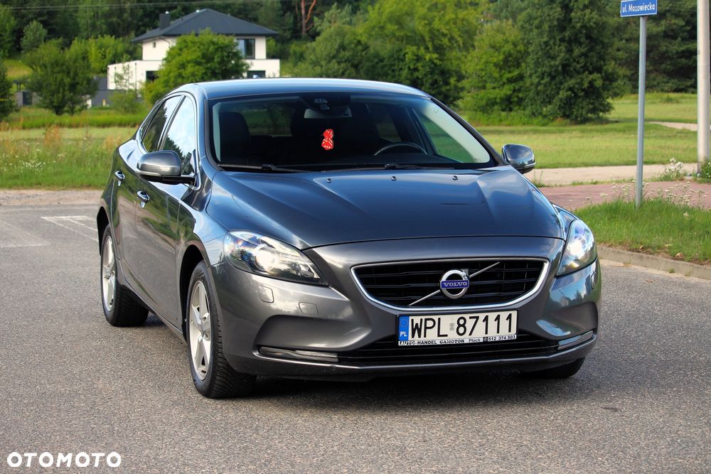 Volvo V40 D3 Summum - 2