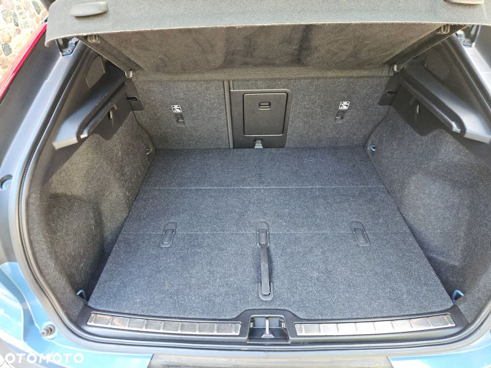 Volvo C40 Recharge Twin AWD Plus - 33
