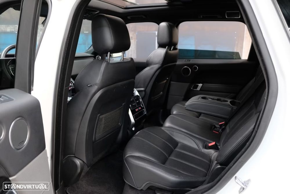 Land Rover Range Rover Sport 3.0 TDV6 HSE - 9