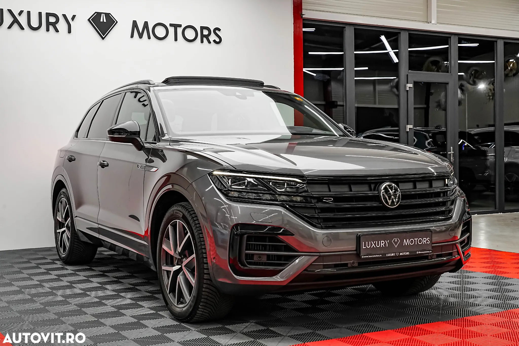 Volkswagen Touareg V6 TSI eHybrid PHEV R - 5