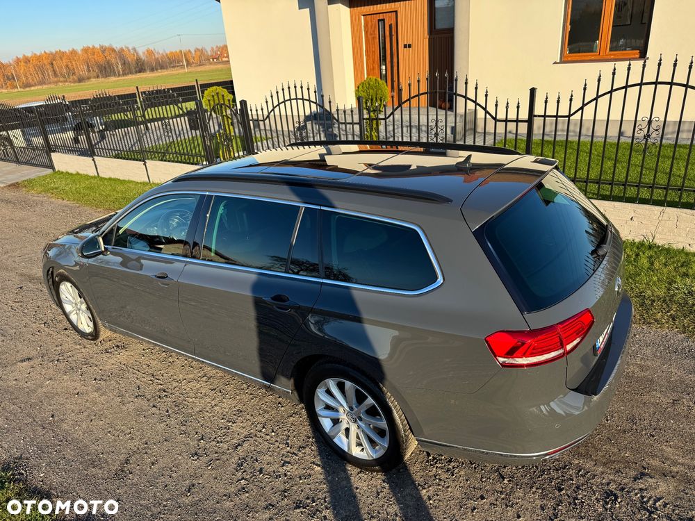 Volkswagen Passat Variant 2.0 TDI SCR DSG 4Motion Elegance - 8