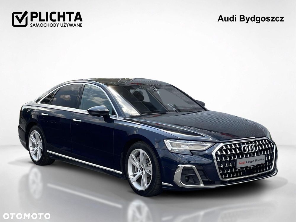 Audi A8 - 8