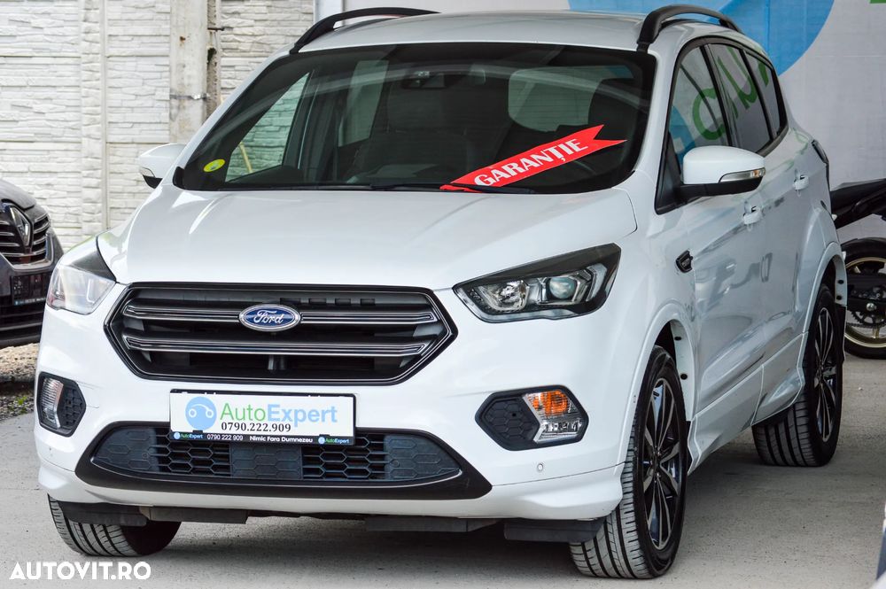 Ford Kuga 2.0 TDCi 2x4 Aut. ST-Line - 36