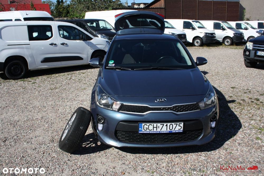 Kia Rio - 10