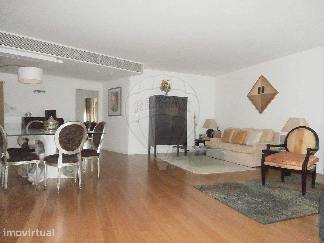 Apartamento T2 para arrendamento - Grande imagem: 4/18