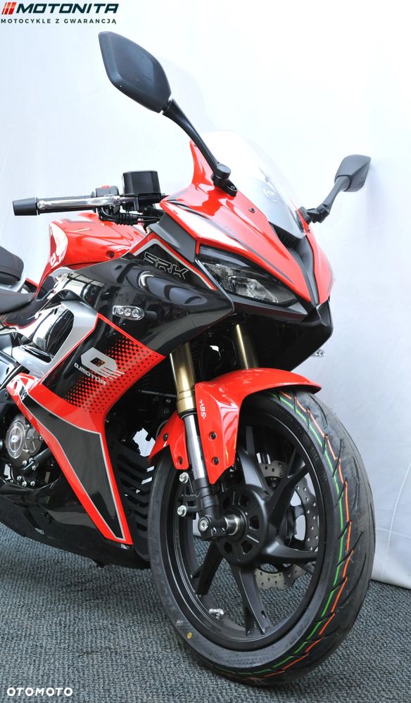 QJMOTOR SRK 125R - 4