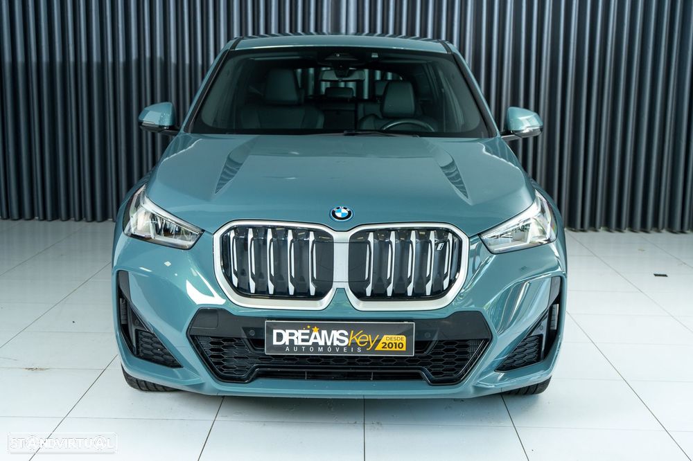 BMW iX1 xDrive30 Pack Desportivo M - 11
