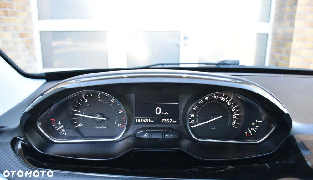Peugeot 2008 1.6 BlueHDi Crossway - 23