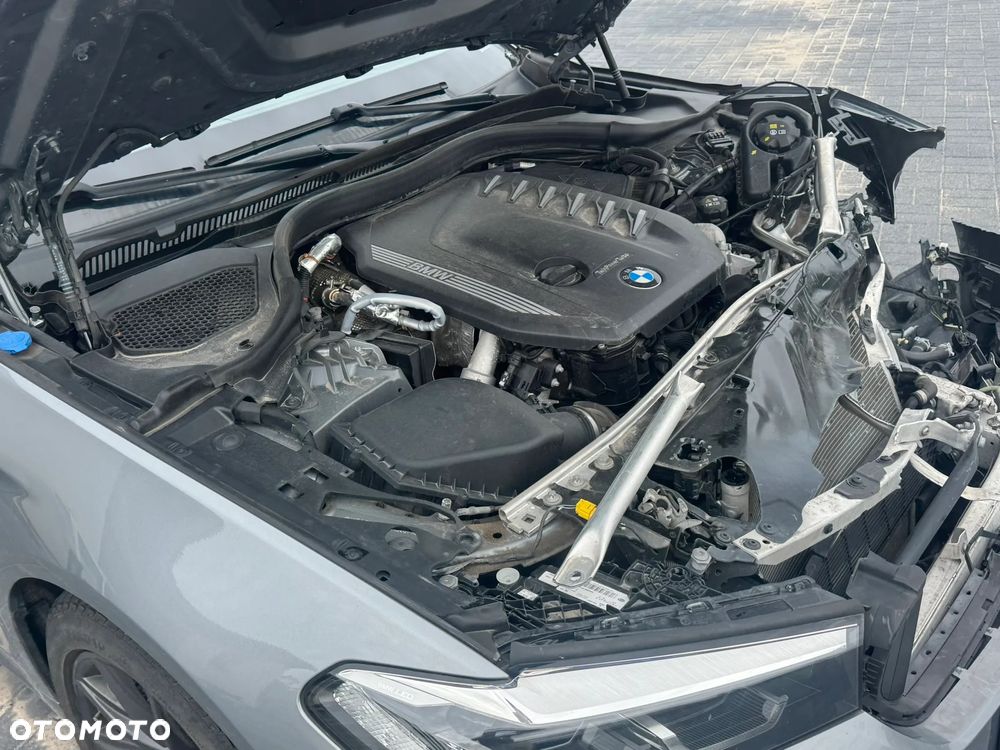 BMW Seria 5 530d xDrive mHEV M Sport sport - 6