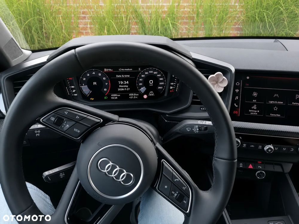 Audi A1 Sportback 35 TFSI Advanced S tronic - 12