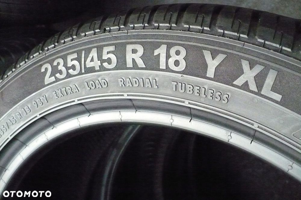 SEMPERIT Speed Life 3 235/45R18 7,5mm 2020 - 2