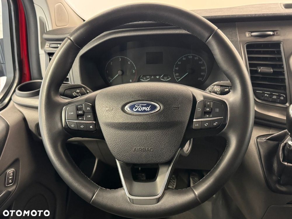 Ford Transit Custom - 13
