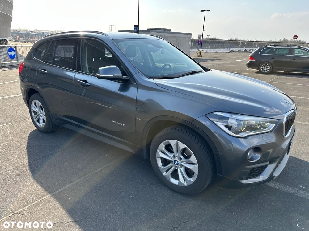 BMW X1 xDrive20d Sport Line - 4