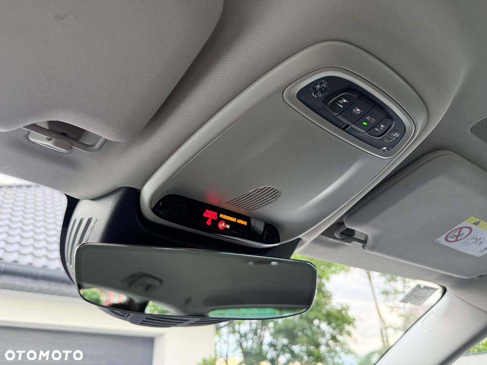 Volvo V90 D4 Geartronic - 23