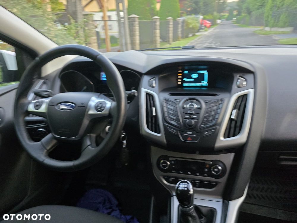 Ford Focus 1.0 EcoBoost 99g Trend Sport - 26