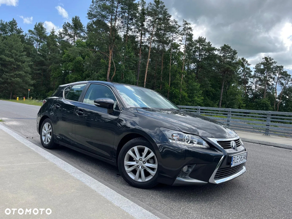 Lexus CT 200h F Sport