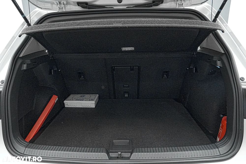 Volkswagen Golf 1.5 eTSI MHEV 130CP DSG Life - 26