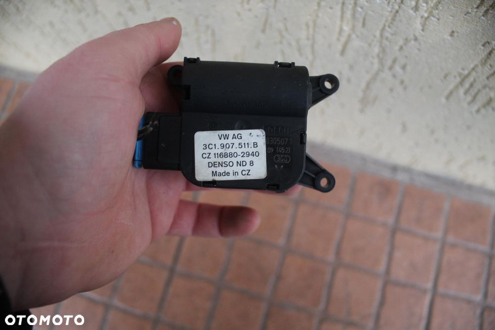 SILNICZEK NAGRZEWNICY VW PASSAT B6 3C1907511B - 3