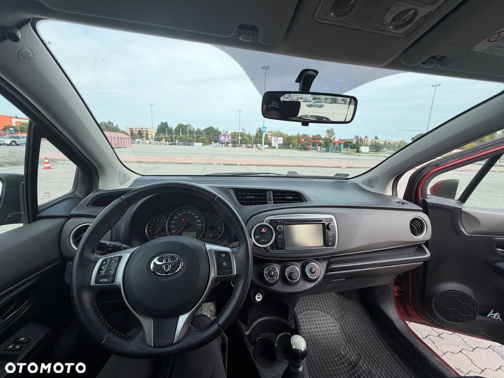 Toyota Yaris 1.33 Dynamic - 14