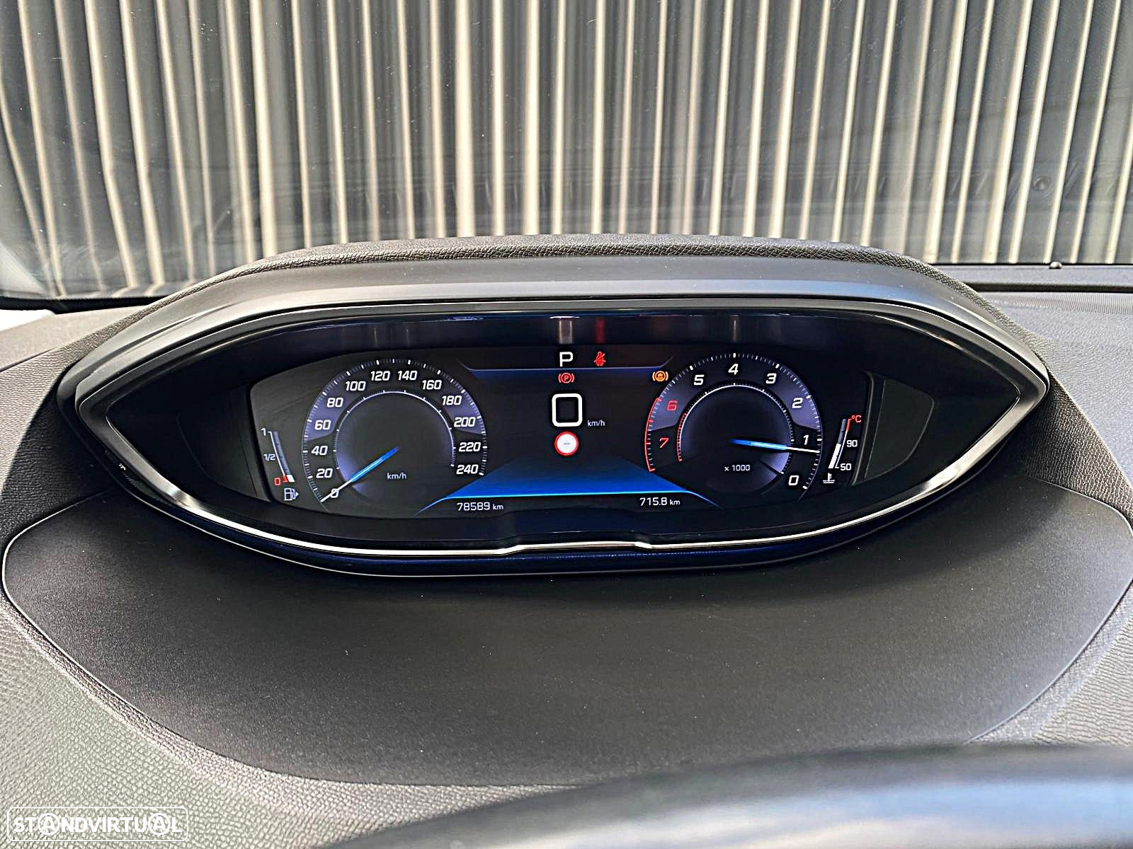Peugeot 3008 1.2 PureTech Allure Pack EAT8 - 30