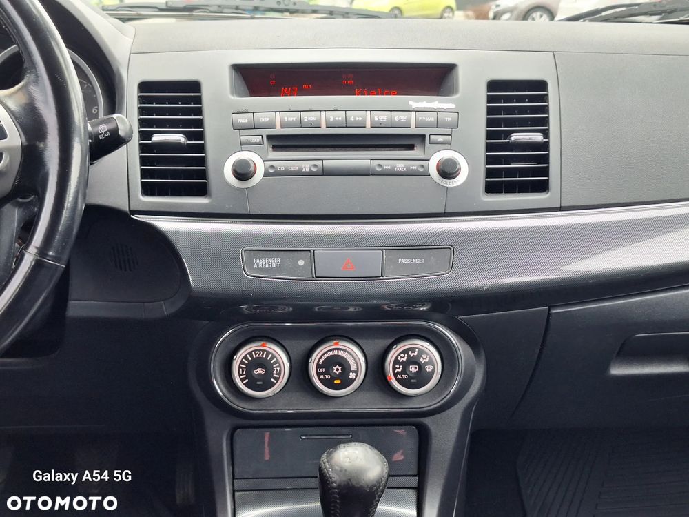 Mitsubishi Lancer 1.8 Intense - 25