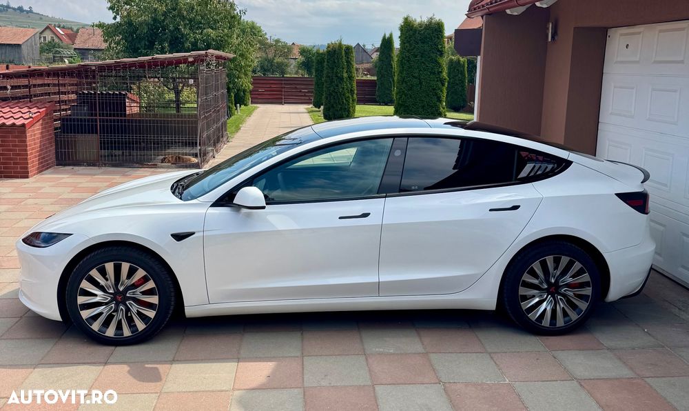 Tesla Model 3 AWD Long Range - 6