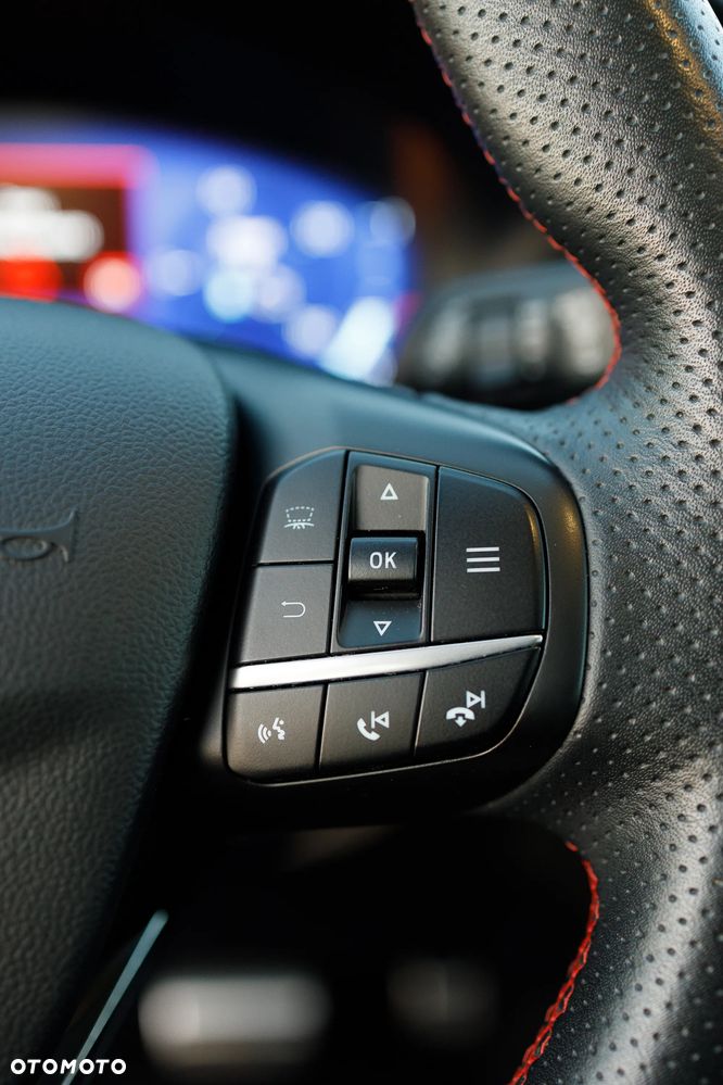 Ford Kuga 2.5P PHEV FWD ST-Line X - 9